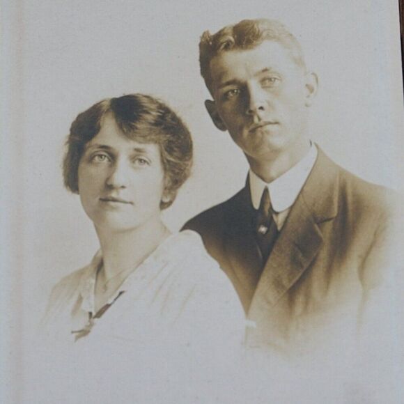 Man And Woman Antique Cabinet Card Photo Marchand Studio Chicago IL - Picture 4 of 6